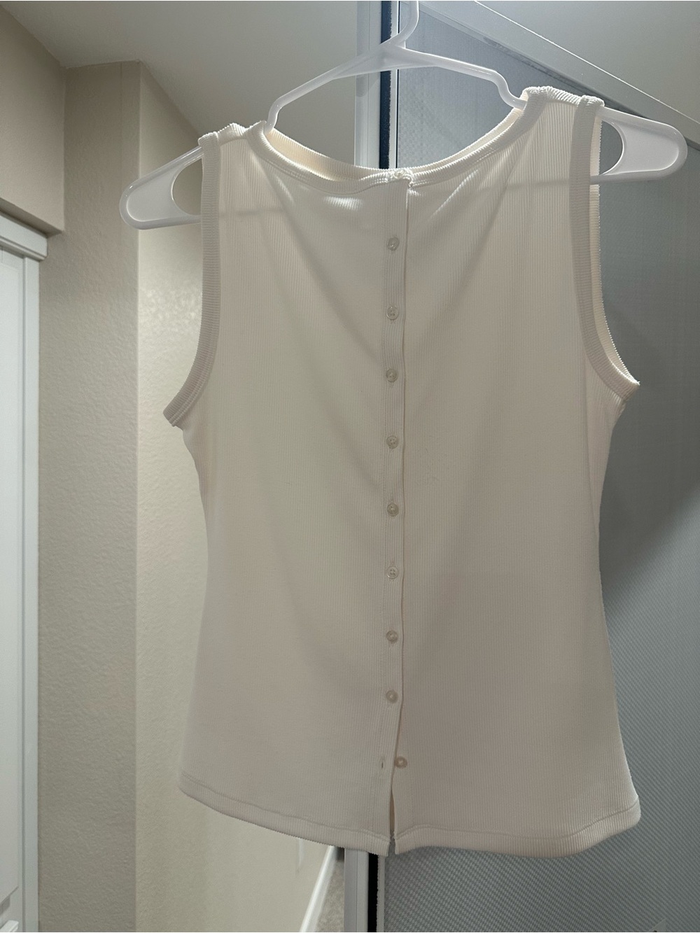 Abercrombie & Fitch Cream Ribbed Button Tank